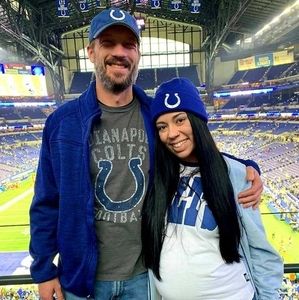 Meet your Posher, Casey